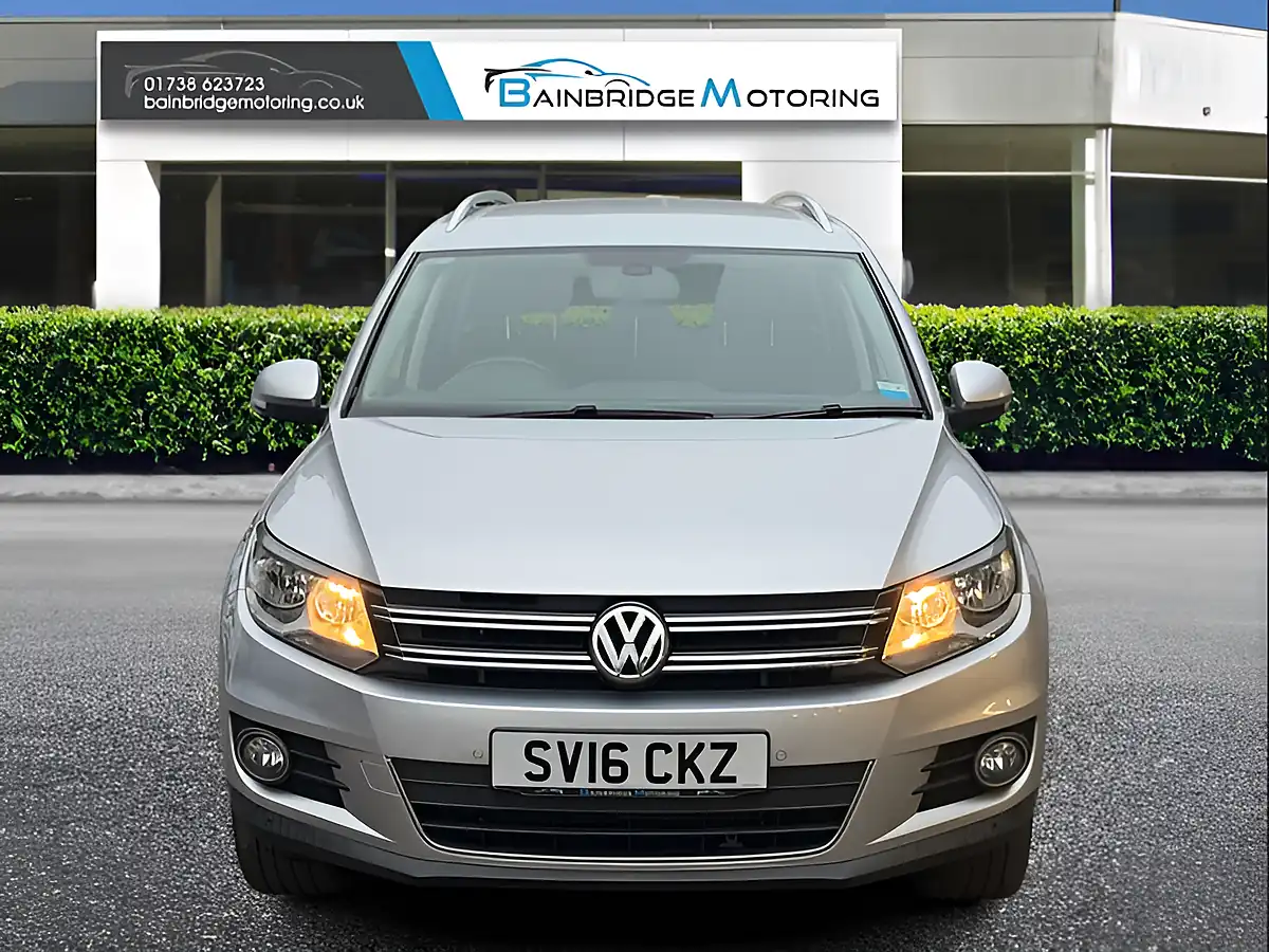 Used 2016 Volkswagen Tiguan Match Edition Silver - Interior and Exterior details 8
