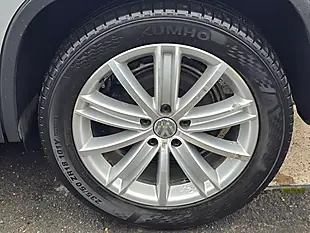 Used 2016 Volkswagen Tiguan Match Edition Silver - Interior and Exterior details 19