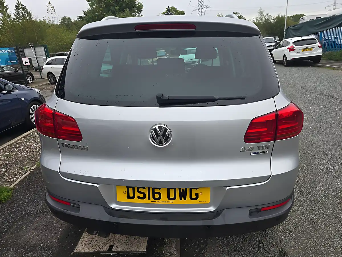 Used 2016 Volkswagen Tiguan Match Edition Silver - Interior and Exterior details 4