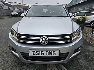 Used 2016 Volkswagen Tiguan Match Edition Silver - Interior and Exterior details 9