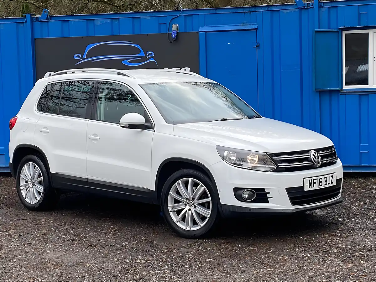 Used 2016 Volkswagen Tiguan Match Edition White - Interior and Exterior details 10