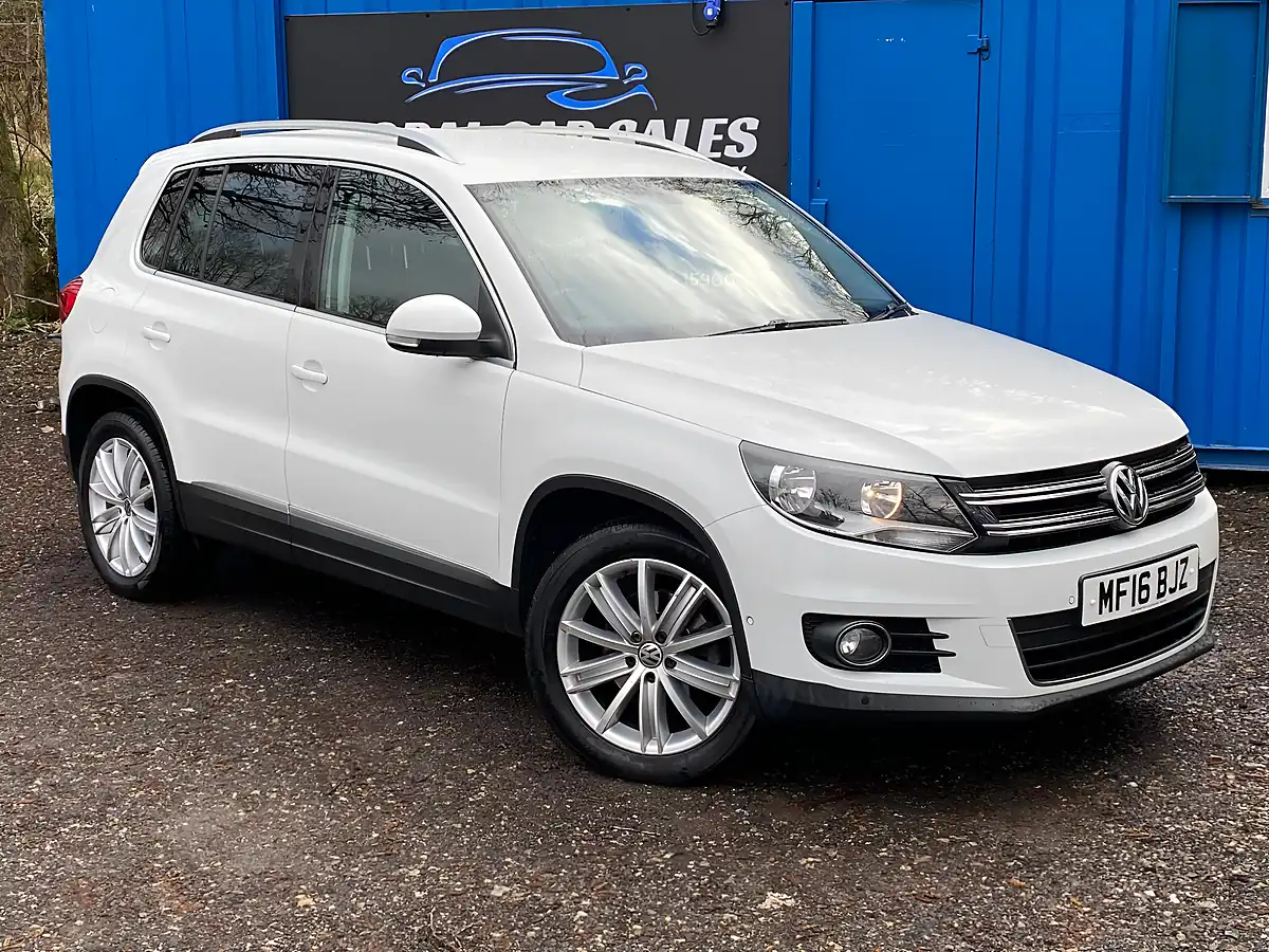 Used 2016 Volkswagen Tiguan Match Edition White - Interior and Exterior details 11