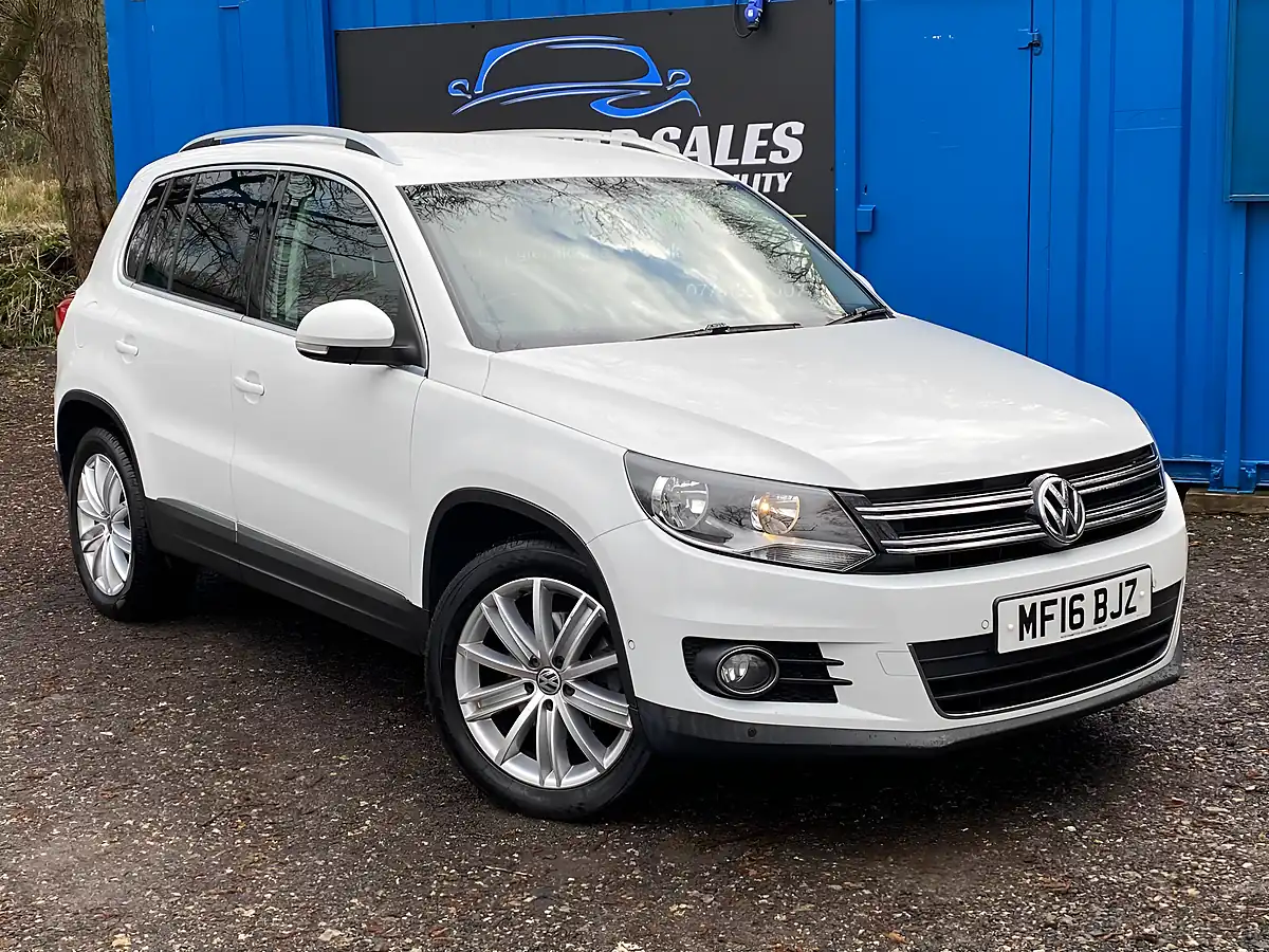 Used 2016 Volkswagen Tiguan Match Edition White - Interior and Exterior details 12
