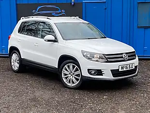 Used 2016 Volkswagen Tiguan Match Edition White - Interior and Exterior details 14