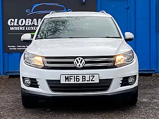 Used 2016 Volkswagen Tiguan Match Edition White - Interior and Exterior details 5