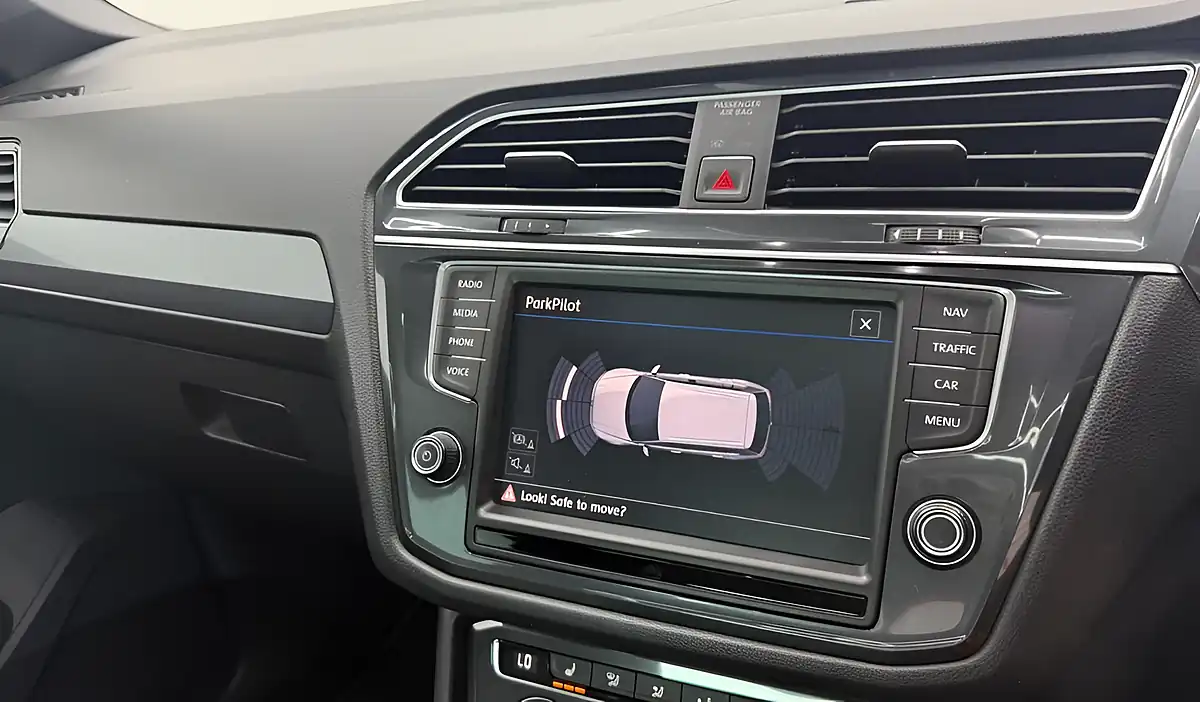 Used 2016 Volkswagen Tiguan R-Line Black - Interior and Exterior details 18