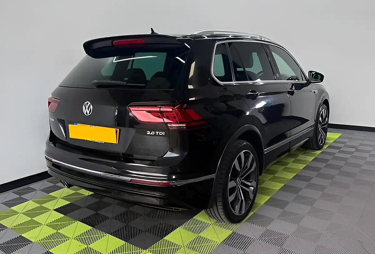 Used 2016 Volkswagen Tiguan R-Line Black - Interior and Exterior details 2