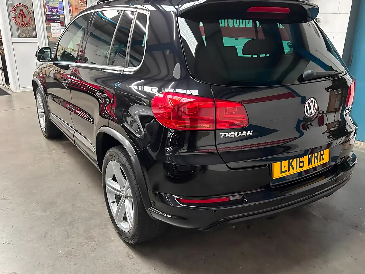 Used 2016 Volkswagen Tiguan R-Line Edition Black - Interior and Exterior details 3