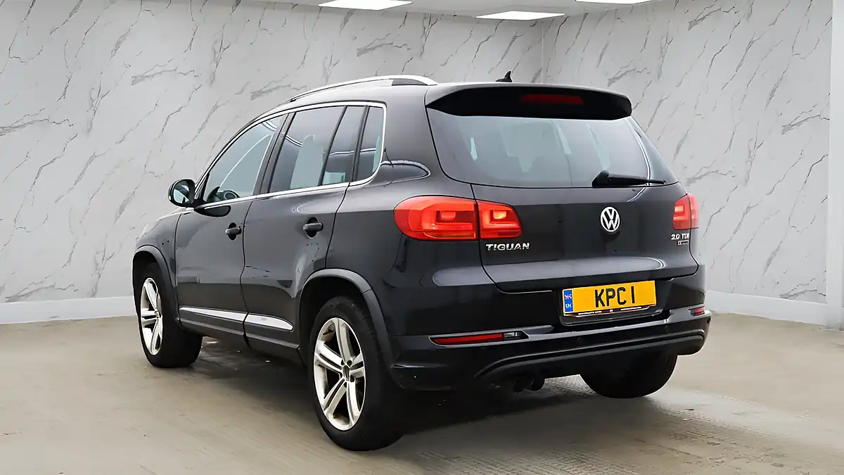 Used 2016 Volkswagen Tiguan R-Line Edition Black - Interior and Exterior details 3