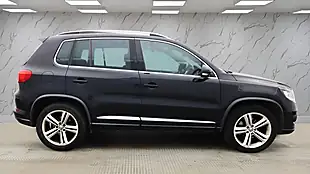 Used 2016 Volkswagen Tiguan R-Line Edition Black - Interior and Exterior details 6