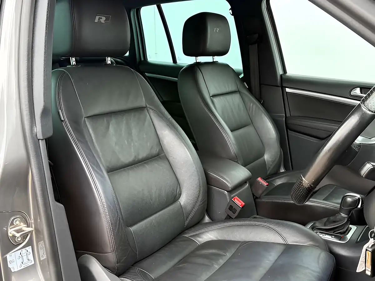 Used 2016 Volkswagen Tiguan R-Line Edition Nimbus Grey - Interior and Exterior details 19