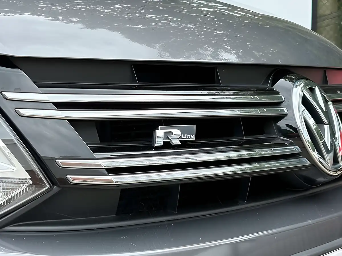 Used 2016 Volkswagen Tiguan R-Line Edition Nimbus Grey - Interior and Exterior details 7