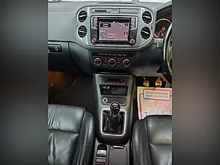 Used 2016 Volkswagen Tiguan R-Line Edition White - Interior and Exterior details 10