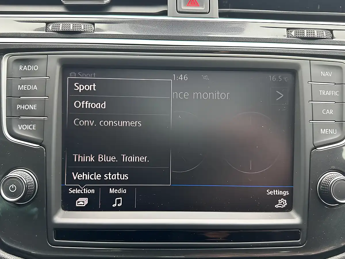 Used 2016 Volkswagen Tiguan R-Line Indium Grey - Interior and Exterior details 15