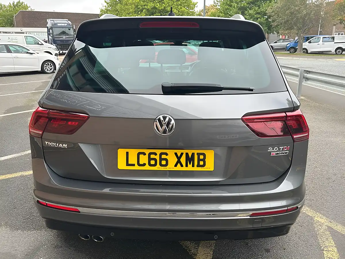 Used 2016 Volkswagen Tiguan R-Line Indium Grey - Interior and Exterior details 4