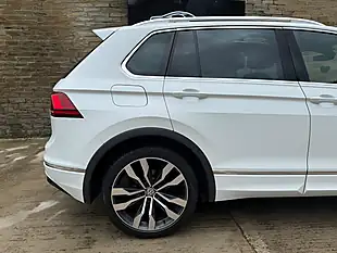 Used 2016 Volkswagen Tiguan R-Line White - Interior and Exterior details 13