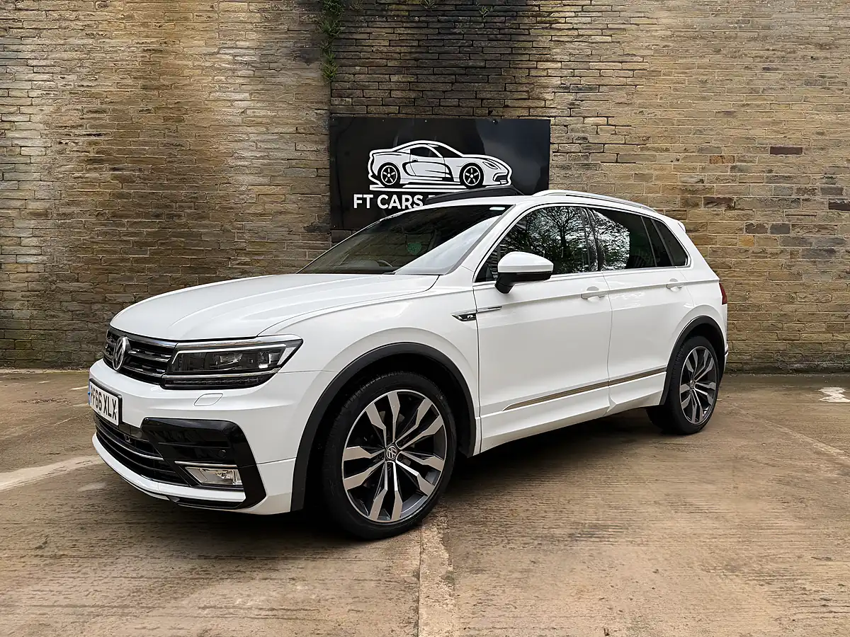 Used 2016 Volkswagen Tiguan R-Line White - Interior and Exterior details 14