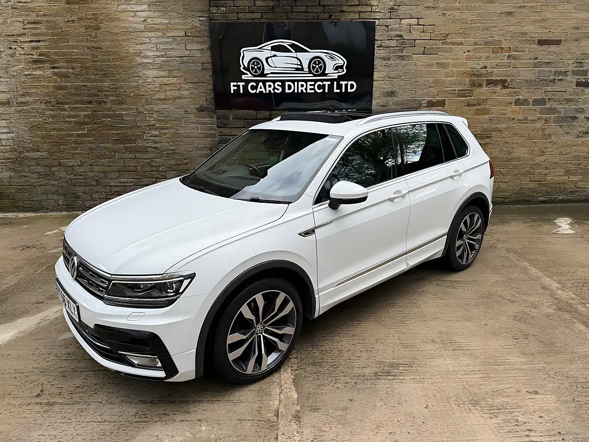 Used 2016 Volkswagen Tiguan R-Line White - Interior and Exterior details 15