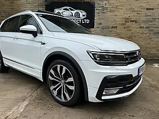 Used 2016 Volkswagen Tiguan R-Line White - Interior and Exterior details 6