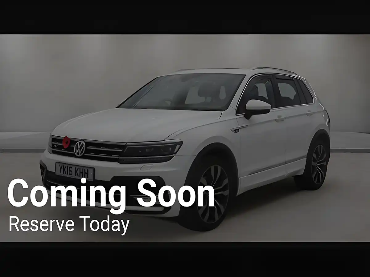 Used 2016 Volkswagen Tiguan R Line White - Front View