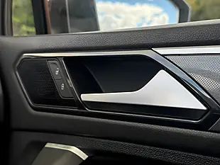 Used 2016 Volkswagen Tiguan R-Line White - Interior and Exterior details 15
