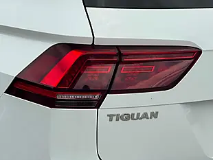 Used 2016 Volkswagen Tiguan R-Line White - Interior and Exterior details 17
