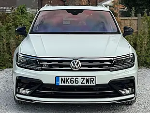 Used 2016 Volkswagen Tiguan R-Line White - Interior and Exterior details 5