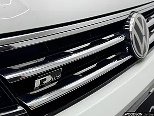 Used 2016 Volkswagen Tiguan R-Line White - Interior and Exterior details 17