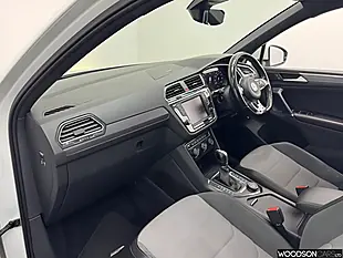 Used 2016 Volkswagen Tiguan R-Line White - Interior and Exterior details 5