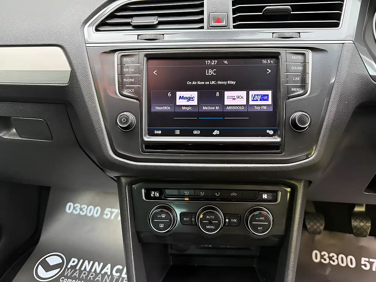Used 2016 Volkswagen Tiguan Se Grey - Interior and Exterior details 18