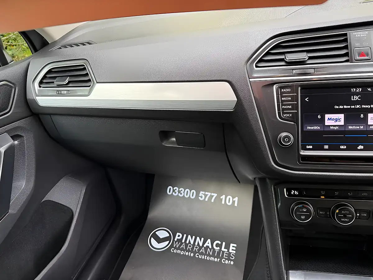 Used 2016 Volkswagen Tiguan Se Grey - Interior and Exterior details 19