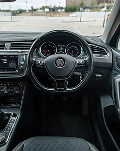 Used 2016 Volkswagen Tiguan Se Nav Grey - Interior and Exterior details 16