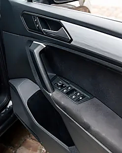 Used 2016 Volkswagen Tiguan Se Nav Grey - Interior and Exterior details 17