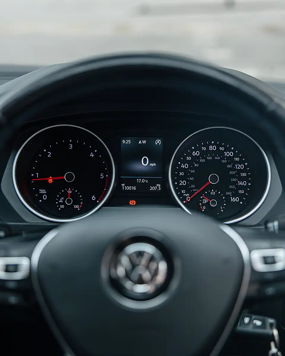 Used 2016 Volkswagen Tiguan Se Nav Grey - Interior and Exterior details 18