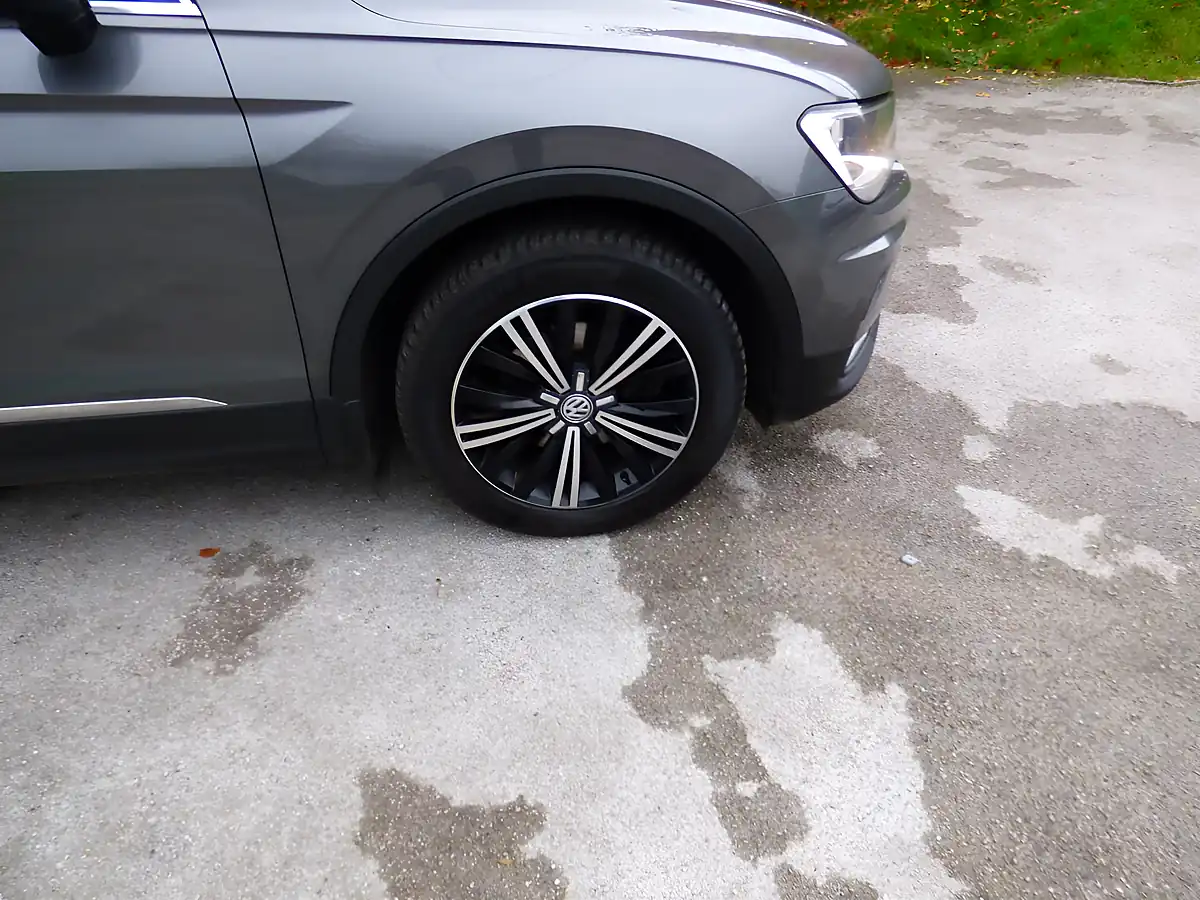 Used 2016 Volkswagen Tiguan Se Nav Grey - Interior and Exterior details 6