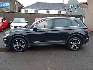 Used 2016 Volkswagen Tiguan Se Navigation Black - Interior and Exterior details 3