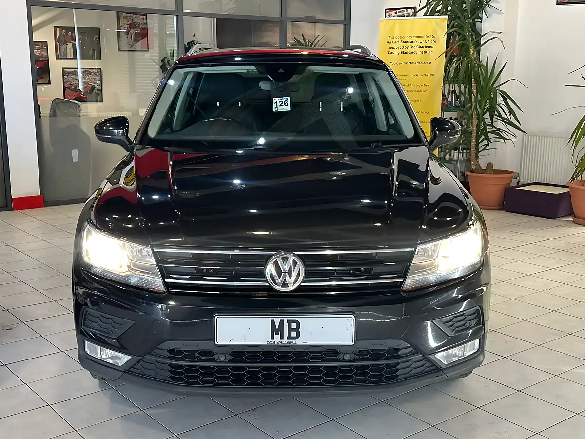 Used 2016 Volkswagen Tiguan Se Navigation Black - Interior and Exterior details 2