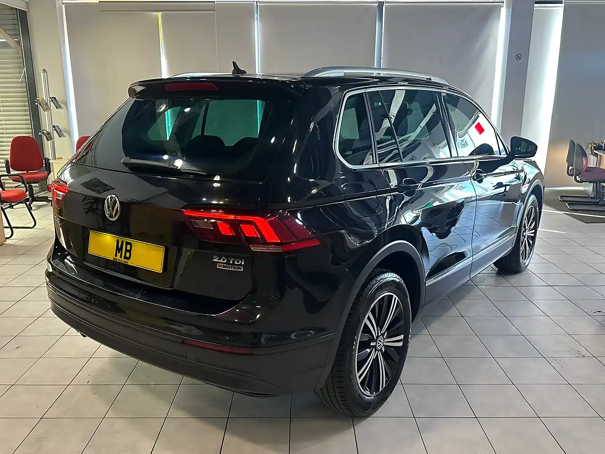 Used 2016 Volkswagen Tiguan Se Navigation Black - Interior and Exterior details 7