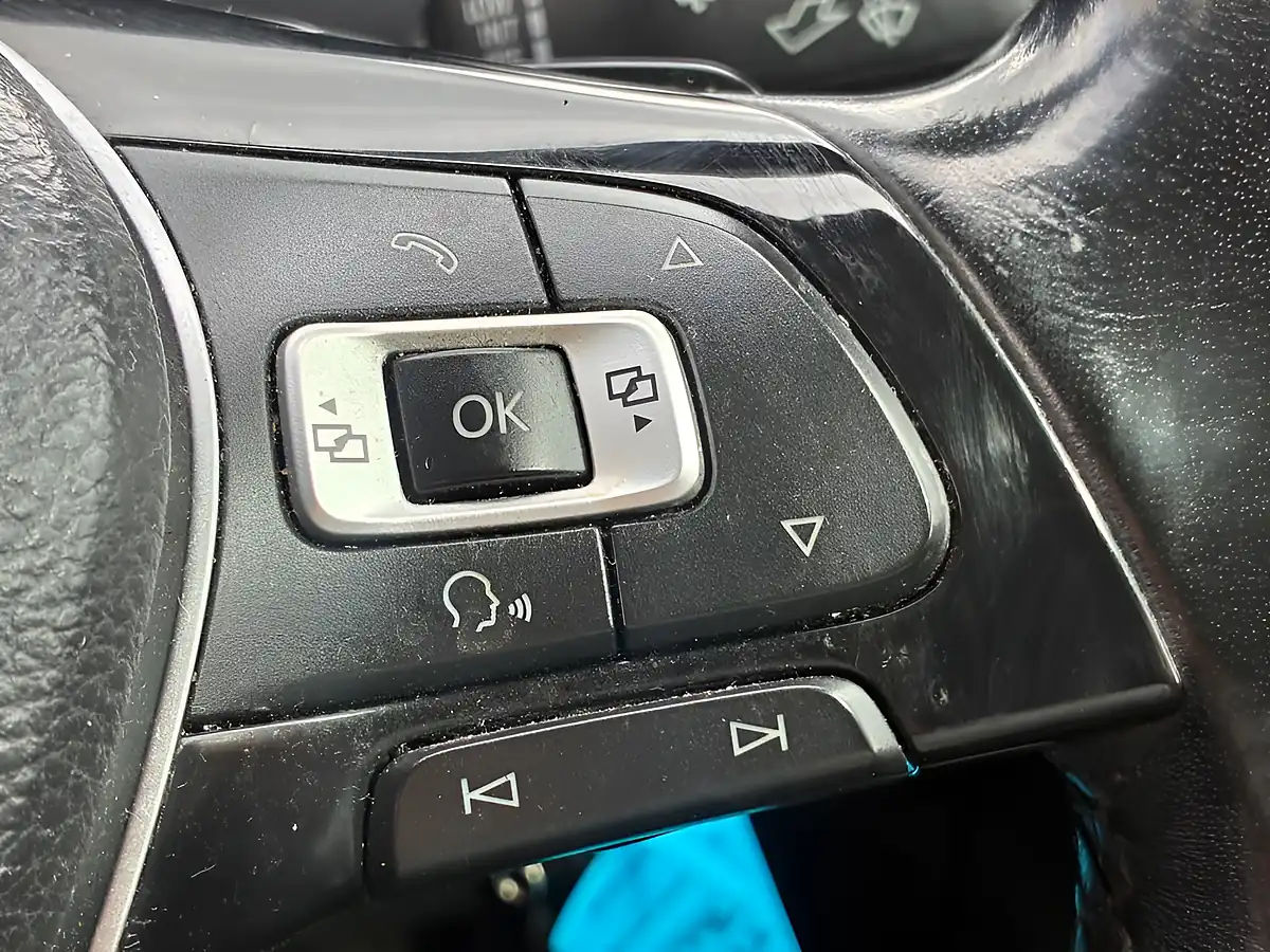 Used 2016 Volkswagen Tiguan Se Navigation Blue - Interior and Exterior details 20