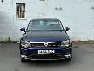 Used 2016 Volkswagen Tiguan Se Navigation Blue - Interior and Exterior details 4