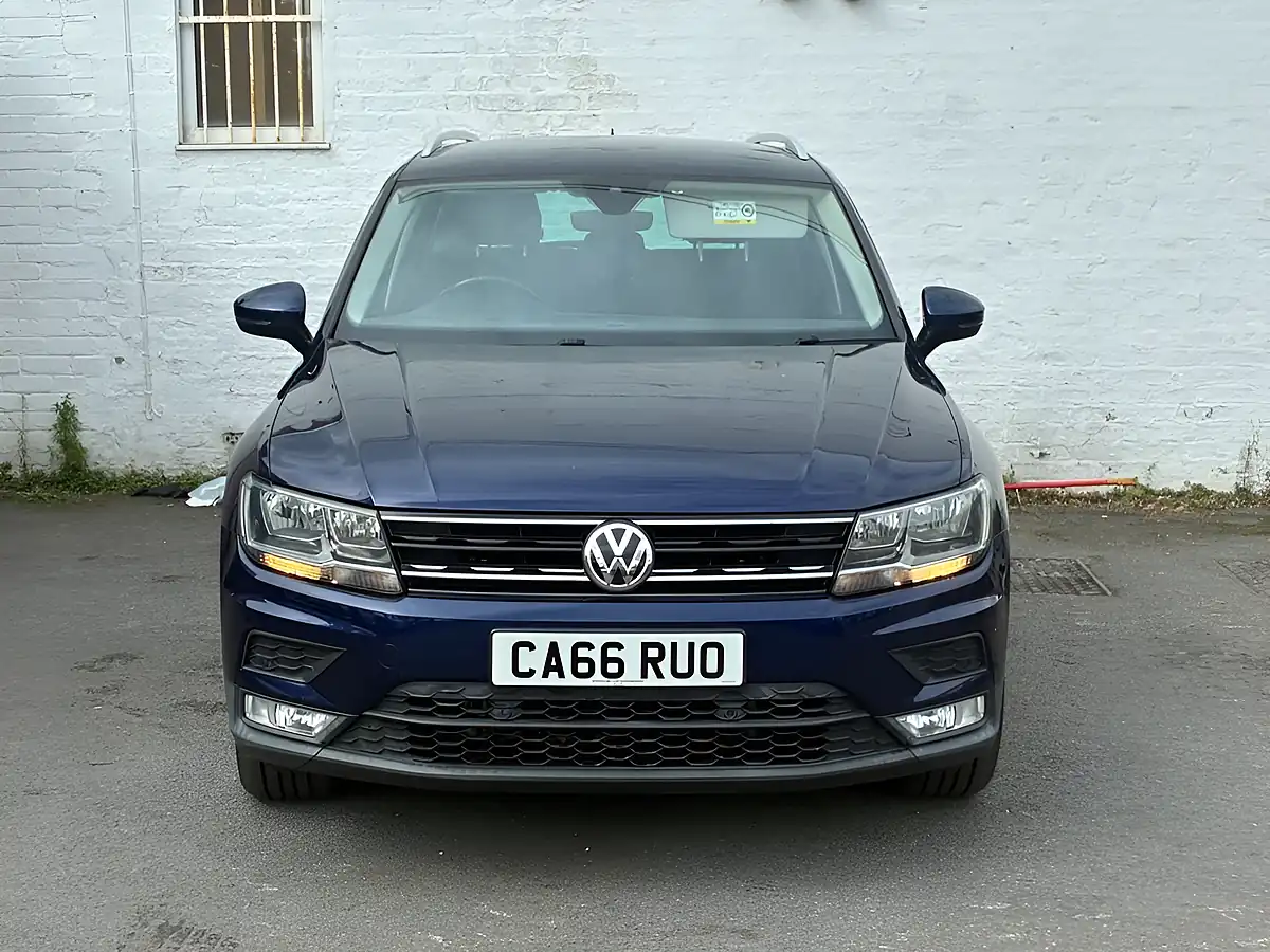 Used 2016 Volkswagen Tiguan Se Navigation Blue - Interior and Exterior details 5
