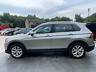 Used 2016 Volkswagen Tiguan Se Navigation Silver - Interior and Exterior details 10