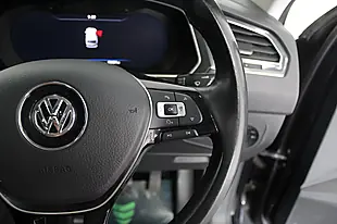 Used 2016 Volkswagen Tiguan Sel Black - Interior and Exterior details 17