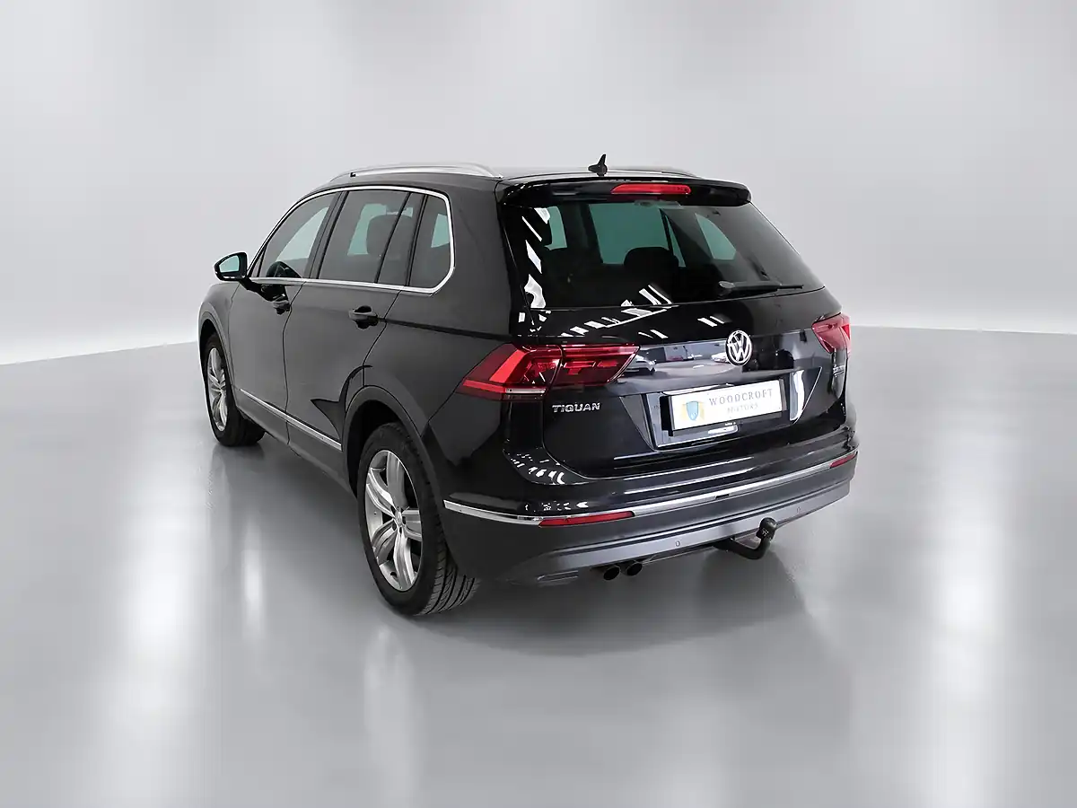 Used 2016 Volkswagen Tiguan Sel Black - Interior and Exterior details 5