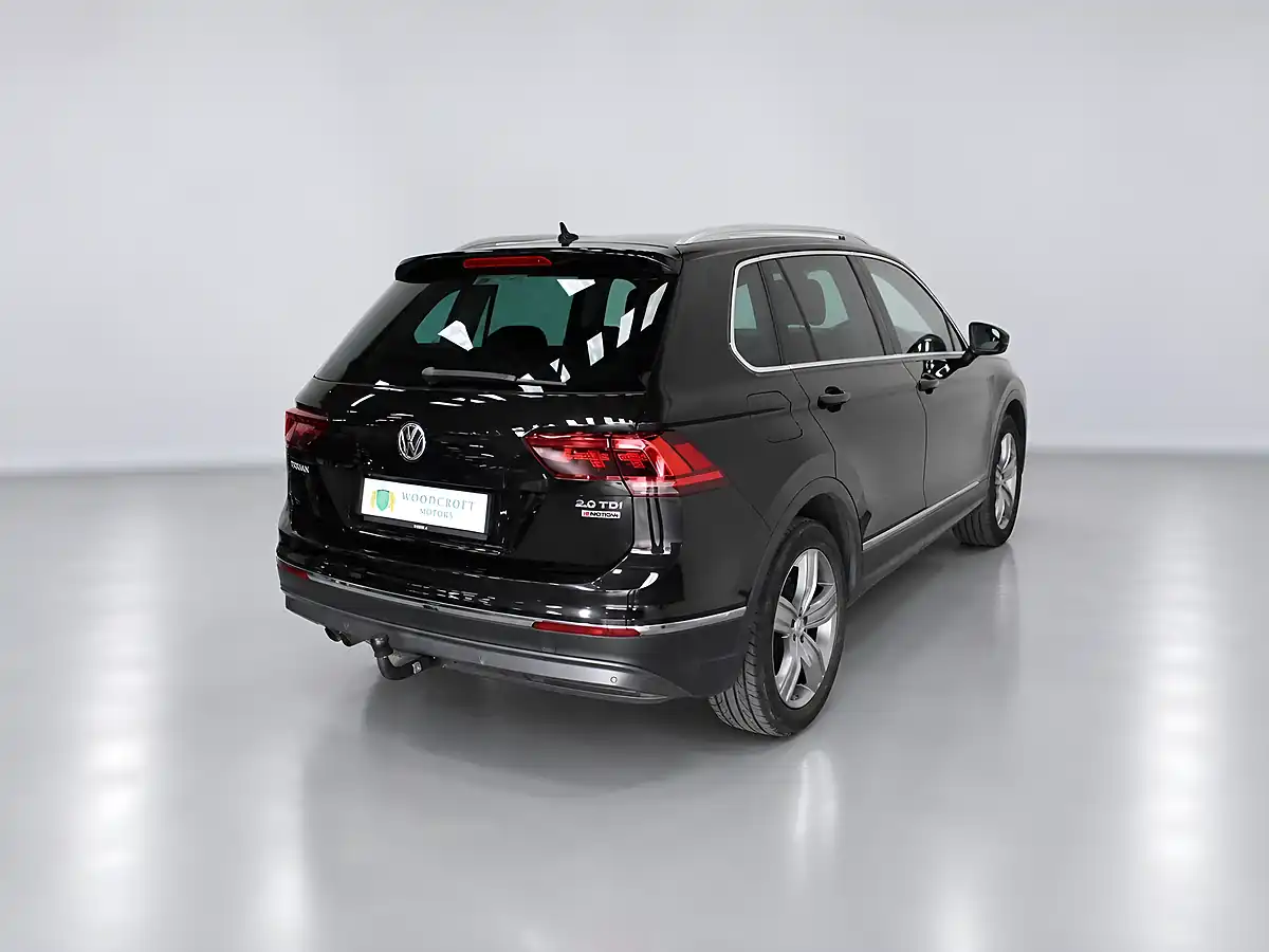 Used 2016 Volkswagen Tiguan Sel Black - Interior and Exterior details 6