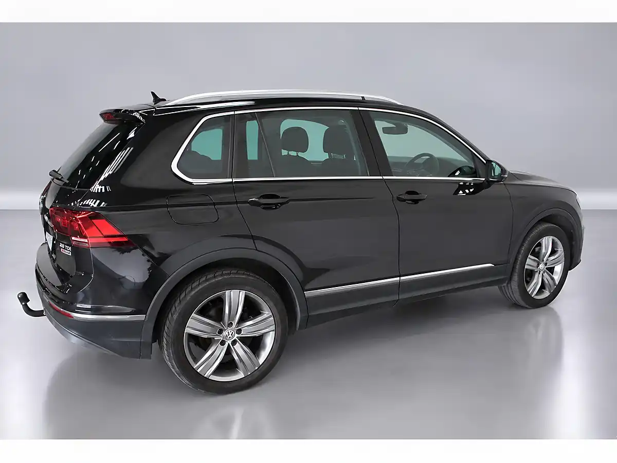 Used 2016 Volkswagen Tiguan Sel Black - Interior and Exterior details 8