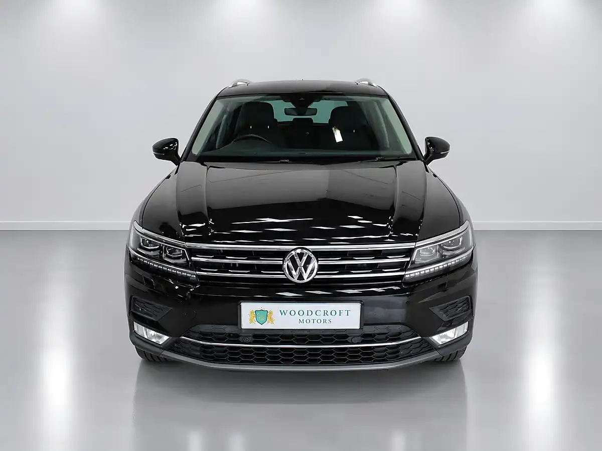 Used 2016 Volkswagen Tiguan Sel Black - Interior and Exterior details 9