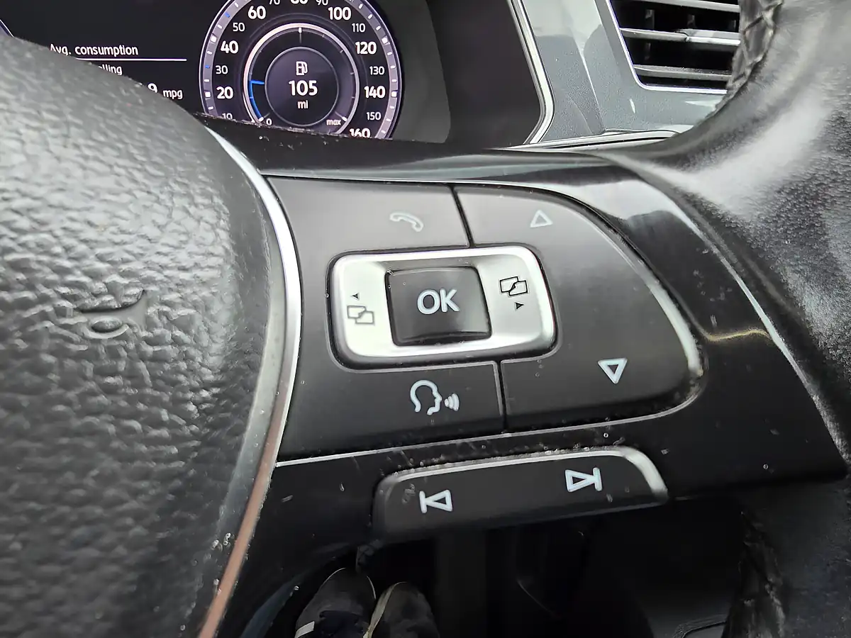 Used 2016 Volkswagen Tiguan Sel Grey - Interior and Exterior details 13