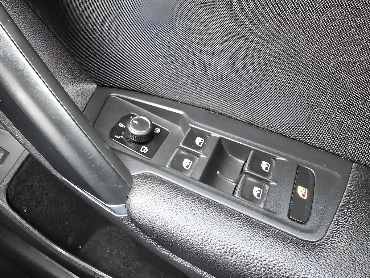 Used 2016 Volkswagen Tiguan Sel Grey - Interior and Exterior details 17