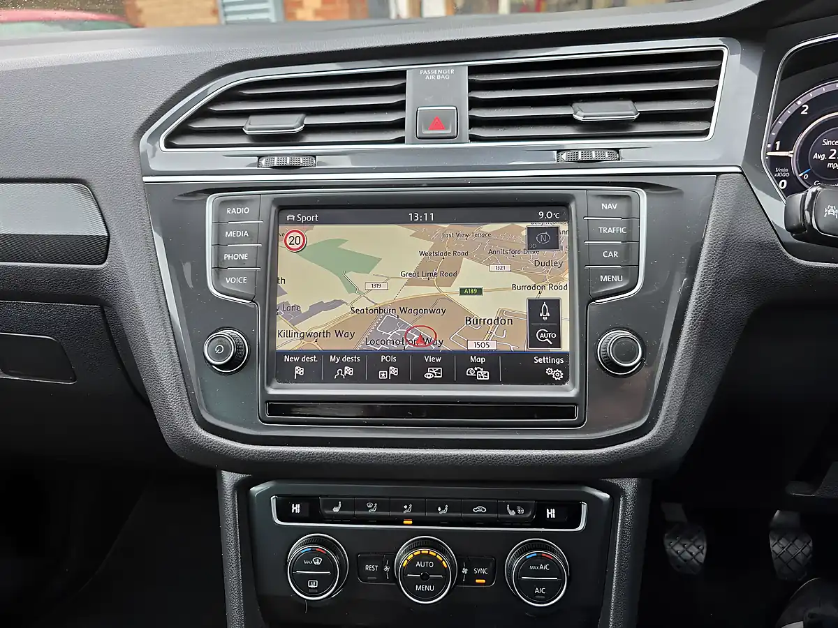 Used 2016 Volkswagen Tiguan Sel Grey - Interior and Exterior details 9